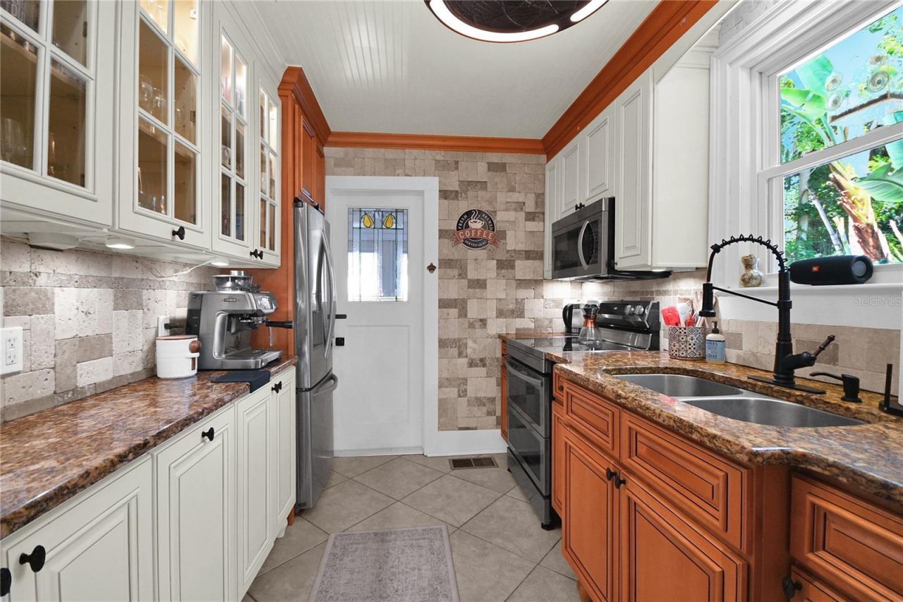 1112 Palmetto Street , New Smyrna Beach, FL 32168 Photo