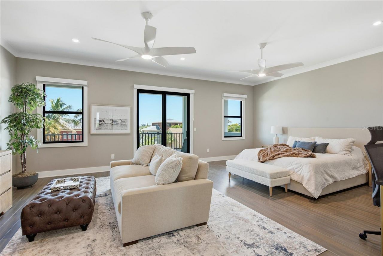 104 17th Street, Belleair Beach, FL 33786 Photo