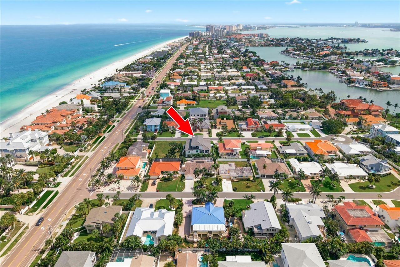 104 17th Street, Belleair Beach, FL 33786 Photo