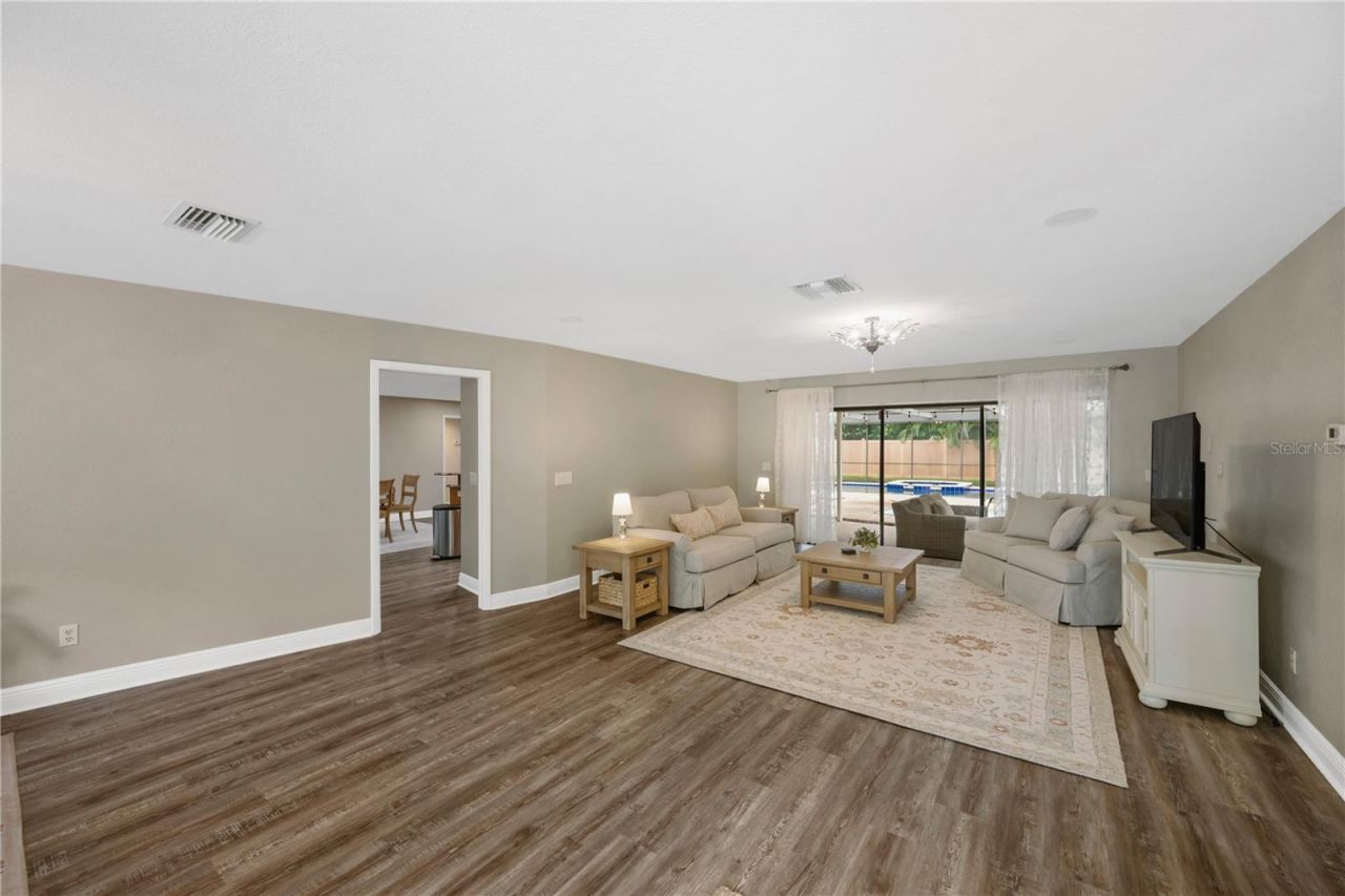 2767 Westchester Drive N, Clearwater, FL 33761 Photo
