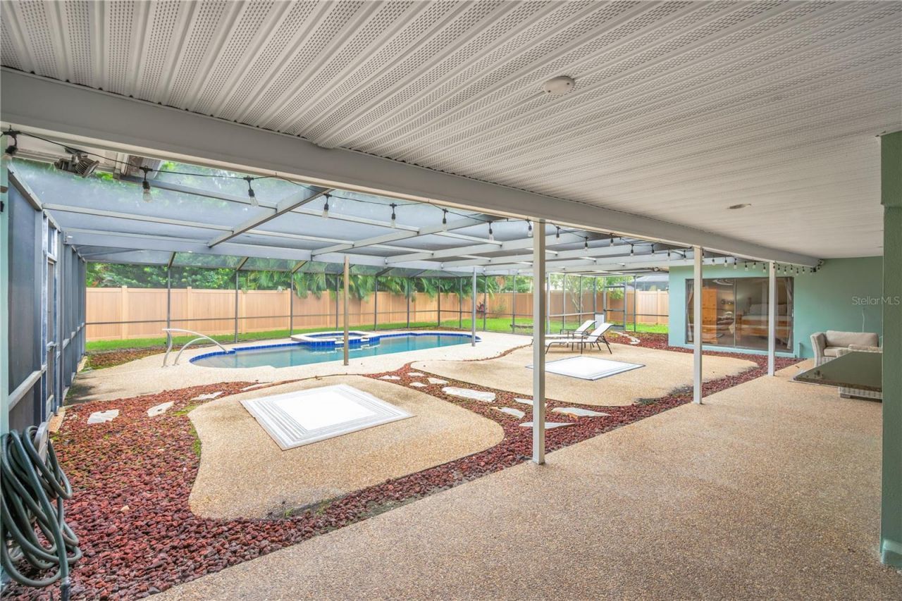 2767 Westchester Drive N, Clearwater, FL 33761 Photo