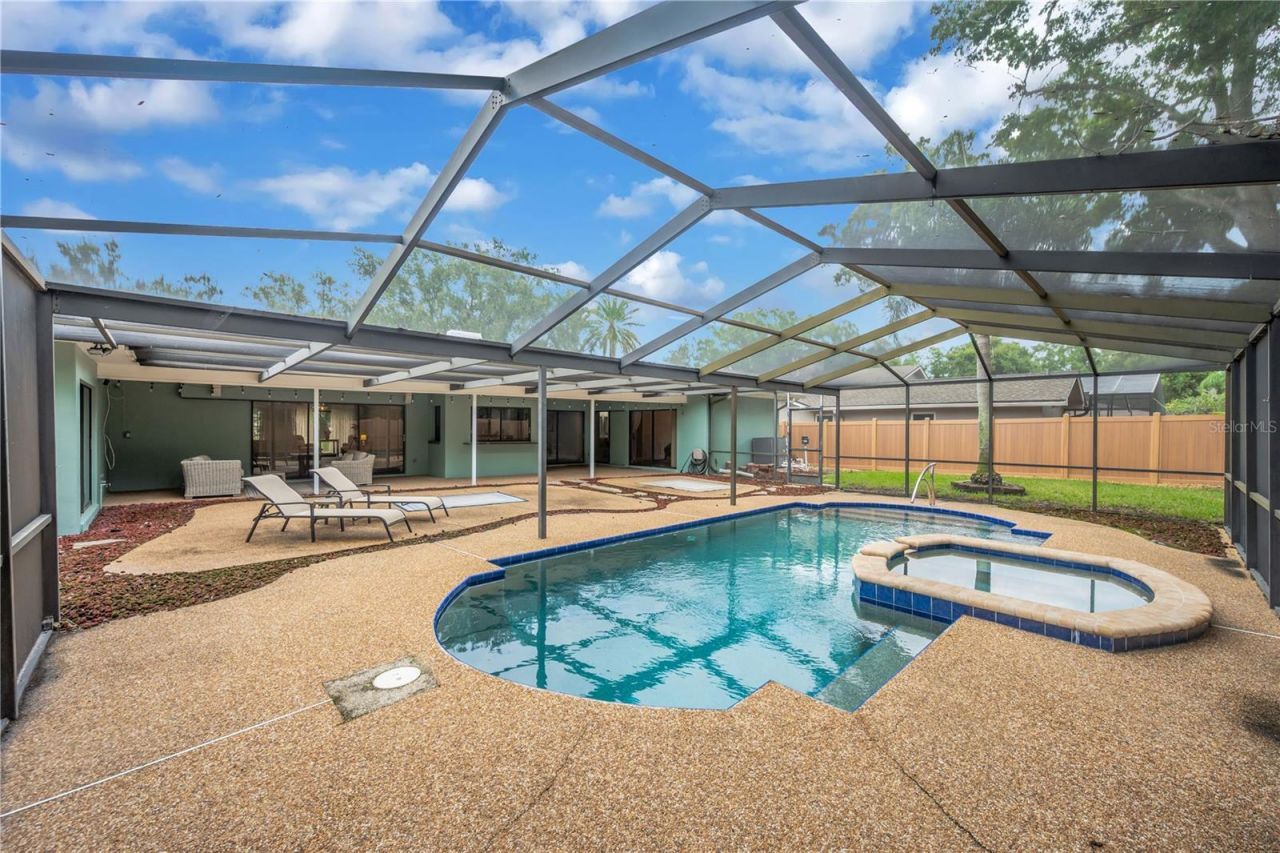 2767 Westchester Drive N, Clearwater, FL 33761 Photo