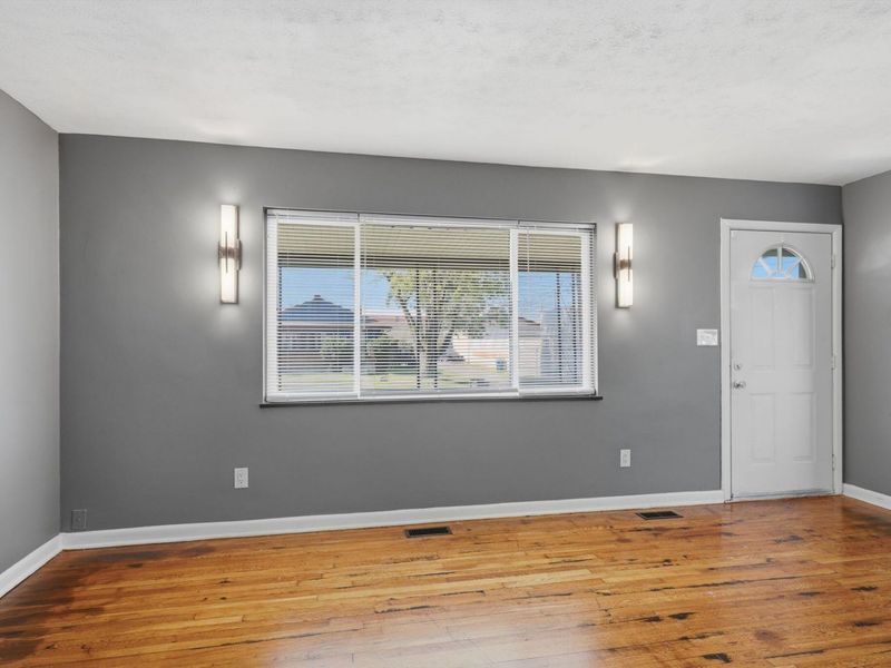 904 Reeb Avenue, Columbus, OH 43207 Photo 14