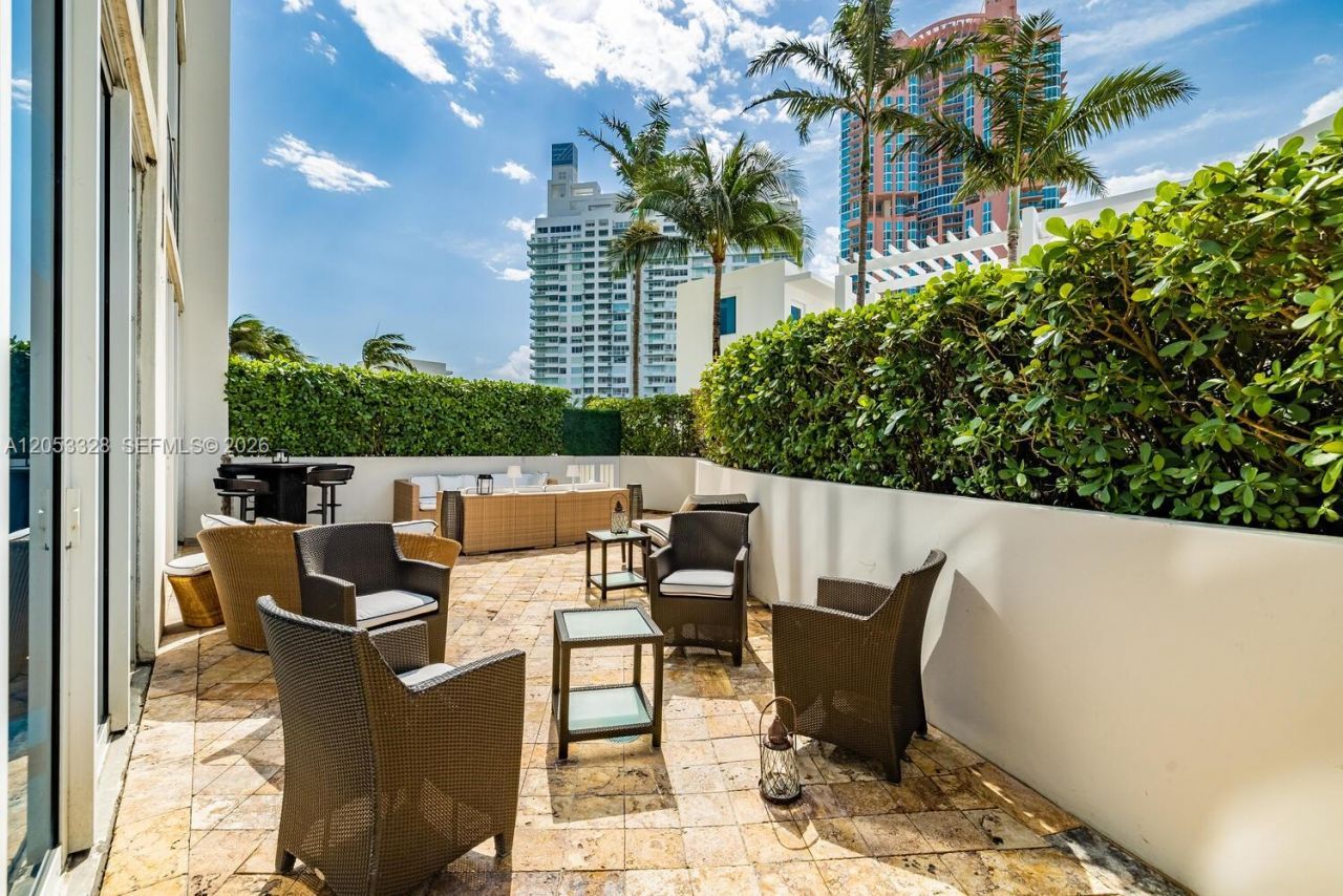 50 S Pointe Dr, Unit 510, Miami Beach, FL 33139 Photo