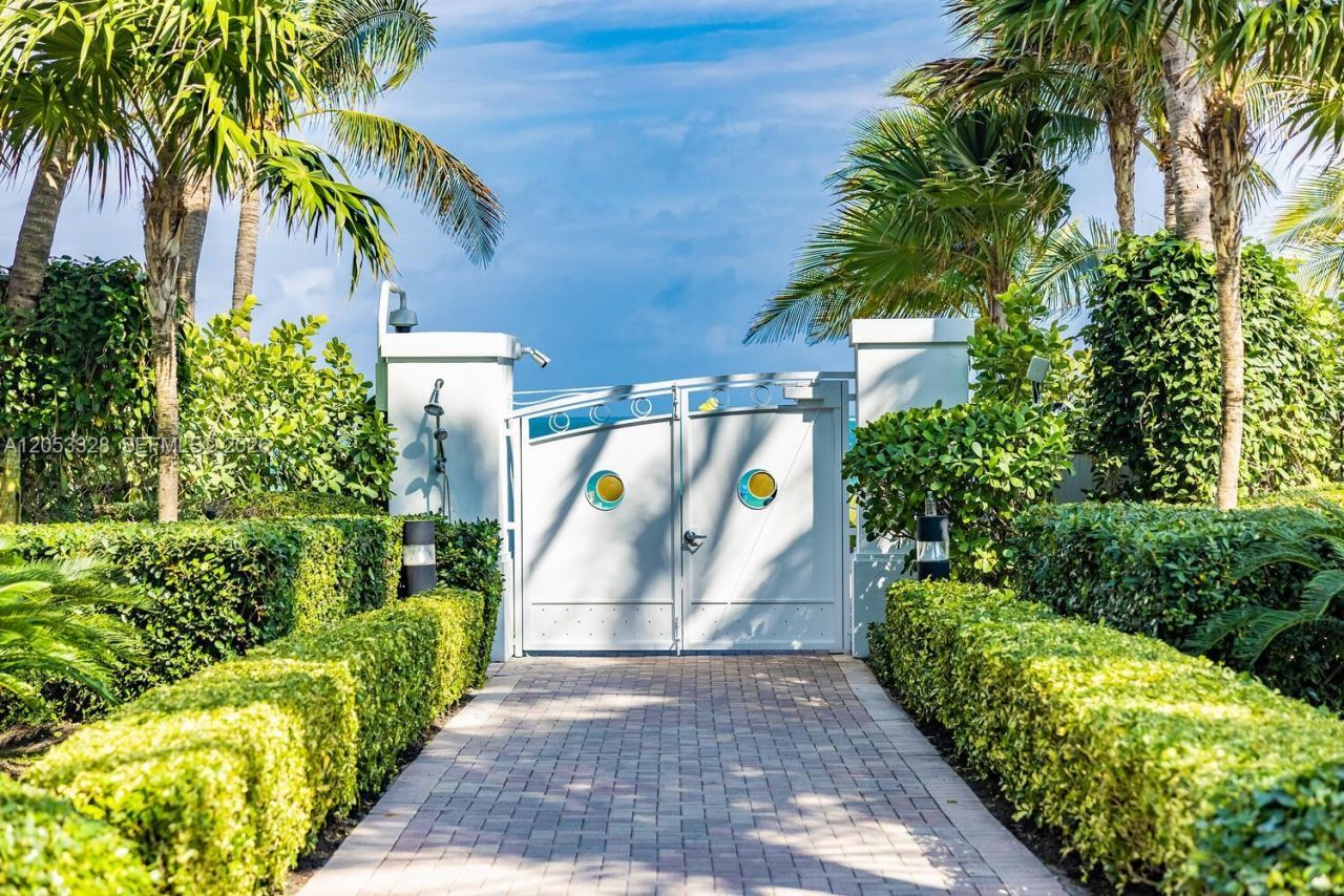 50 S Pointe Dr, Unit 510, Miami Beach, FL 33139 Photo
