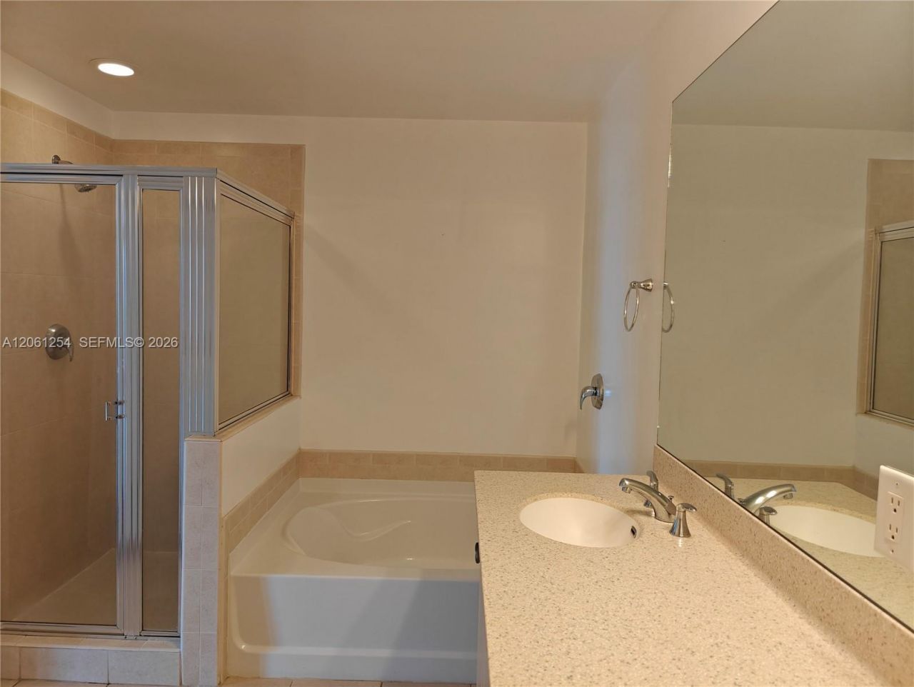 3340 NE 190th St , Unit 1304, Aventura, FL 33180 Photo