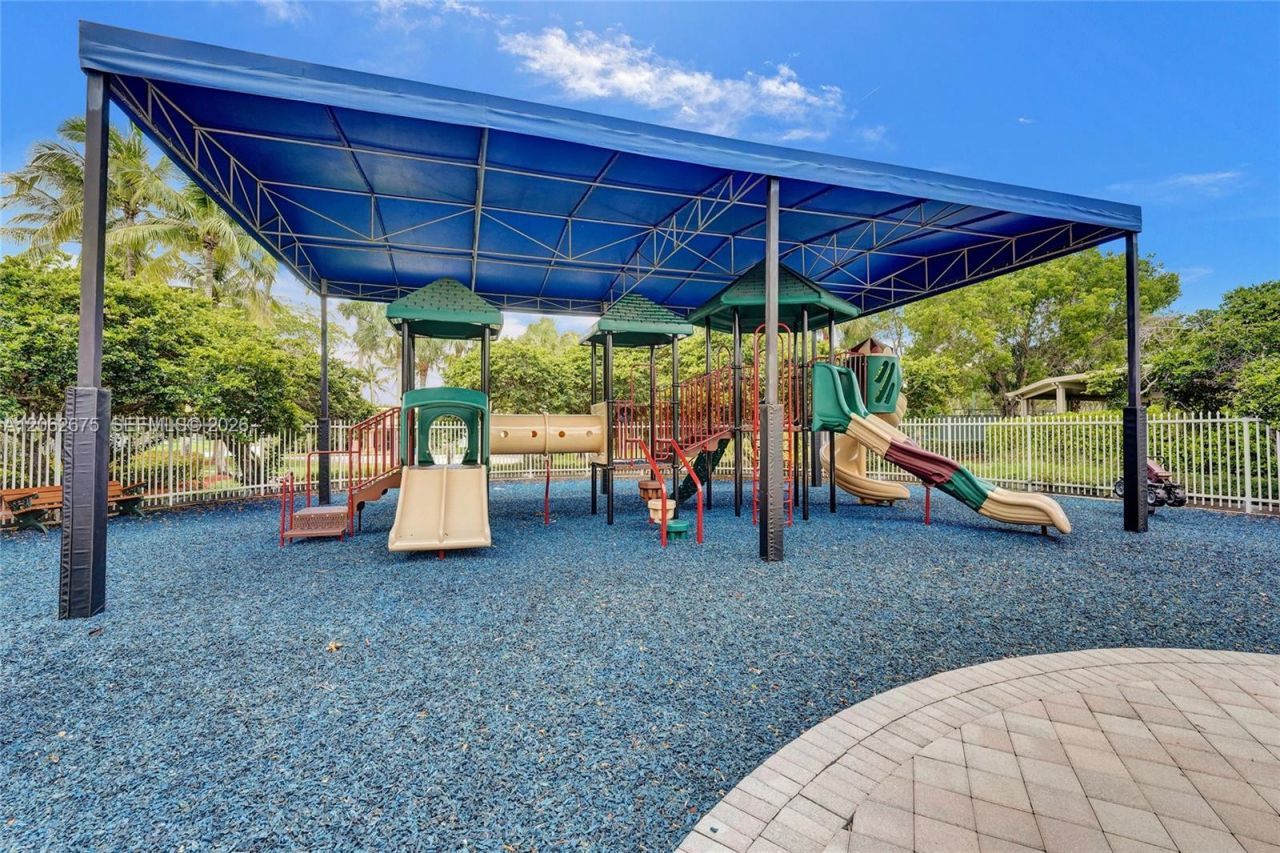 16745 NW 12th Ct , Pembroke Pines, FL 33028 Photo