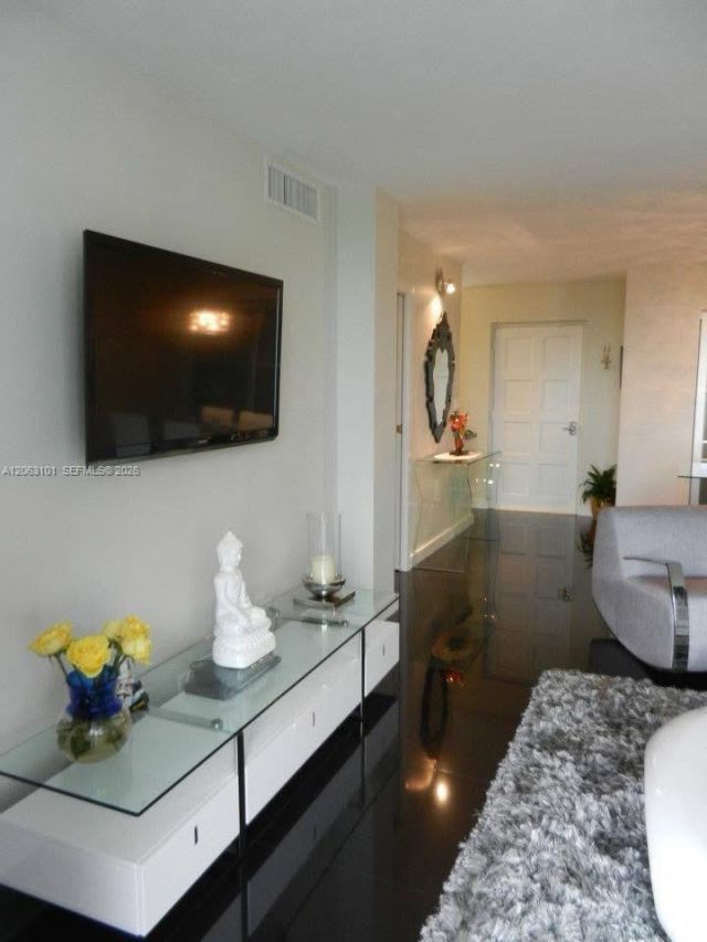 680 NE 64th St, Unit A515, Miami, FL 33138 Photo