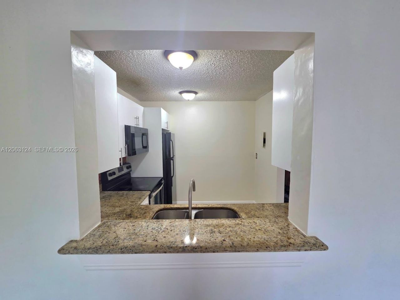 482 NW 165th St Rd , Unit A306, Miami, FL 33169 Photo