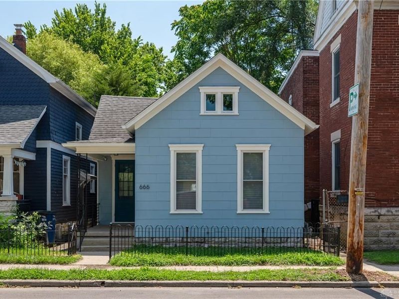 666 Oak Street, Dayton, OH 45410 Photo 1