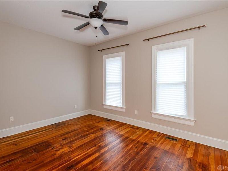 666 Oak Street, Dayton, OH 45410 Photo 15