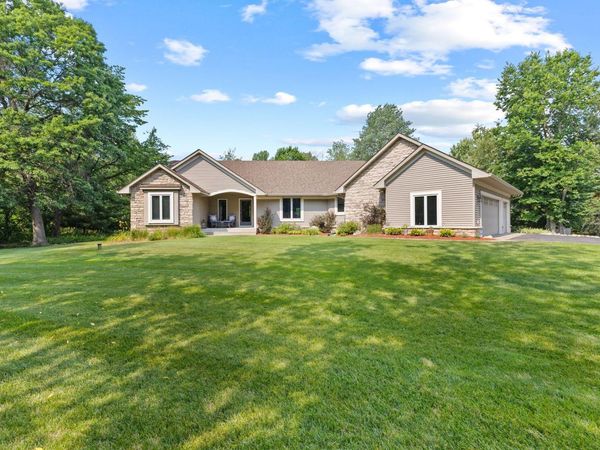 27166 Bayshore Circle NW, Isanti, MN 55040