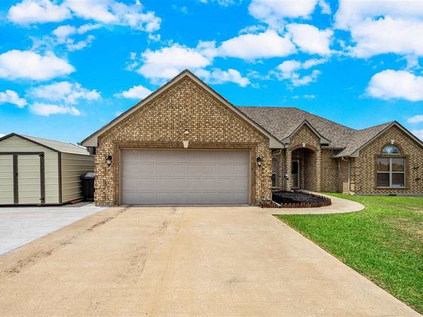 51 NW Mountain Ridge Dr., Lawton, OK 73507