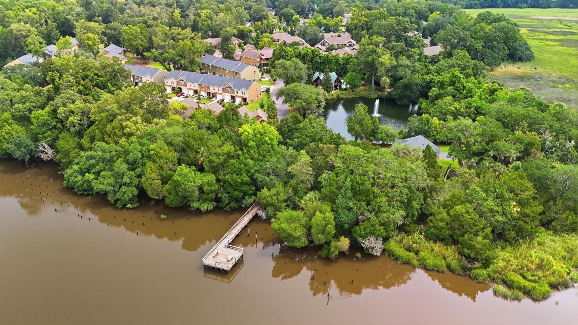5561 Colonial Chatsworth Circle Photo 45