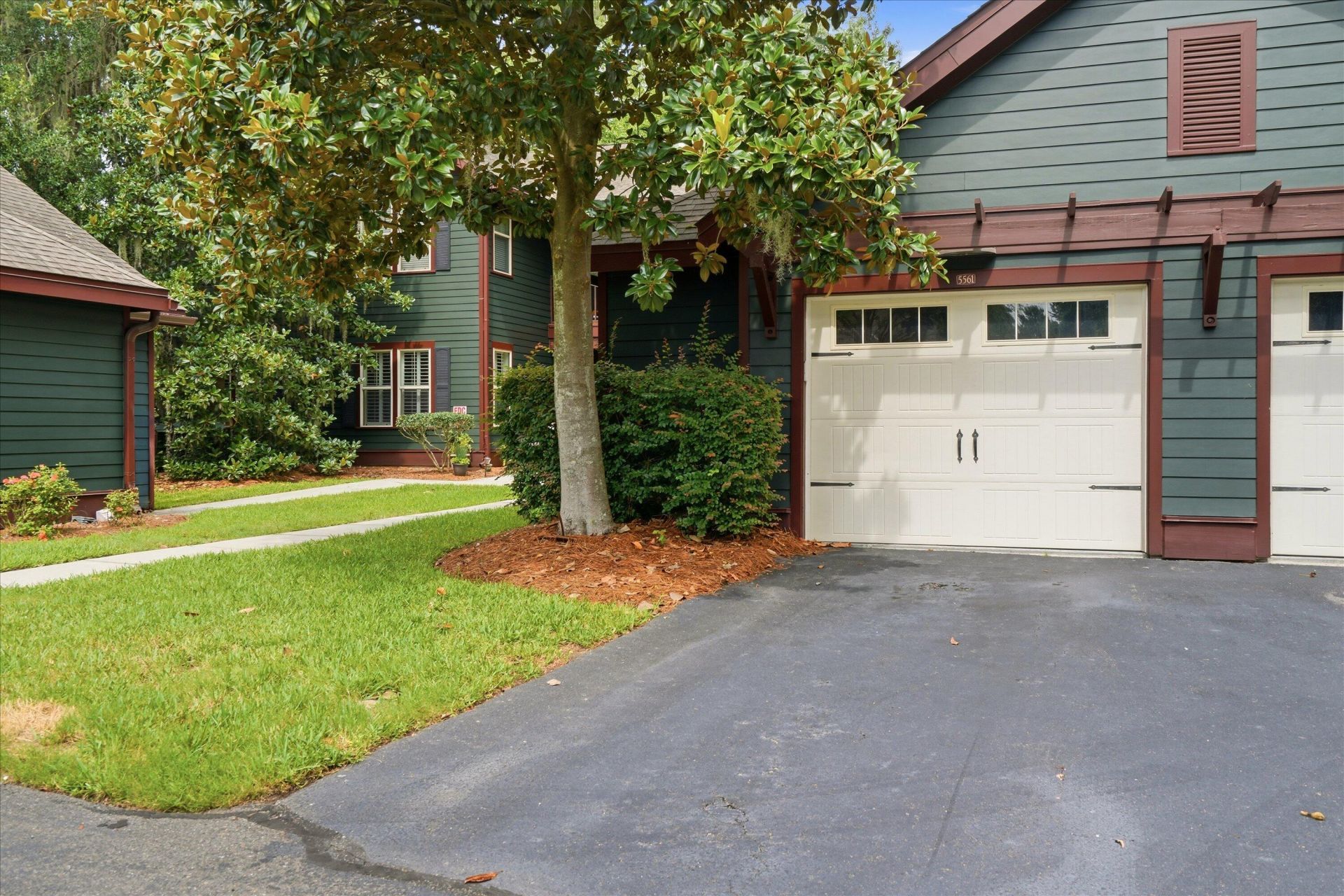 5561 Colonial Chatsworth Circle Photo 49