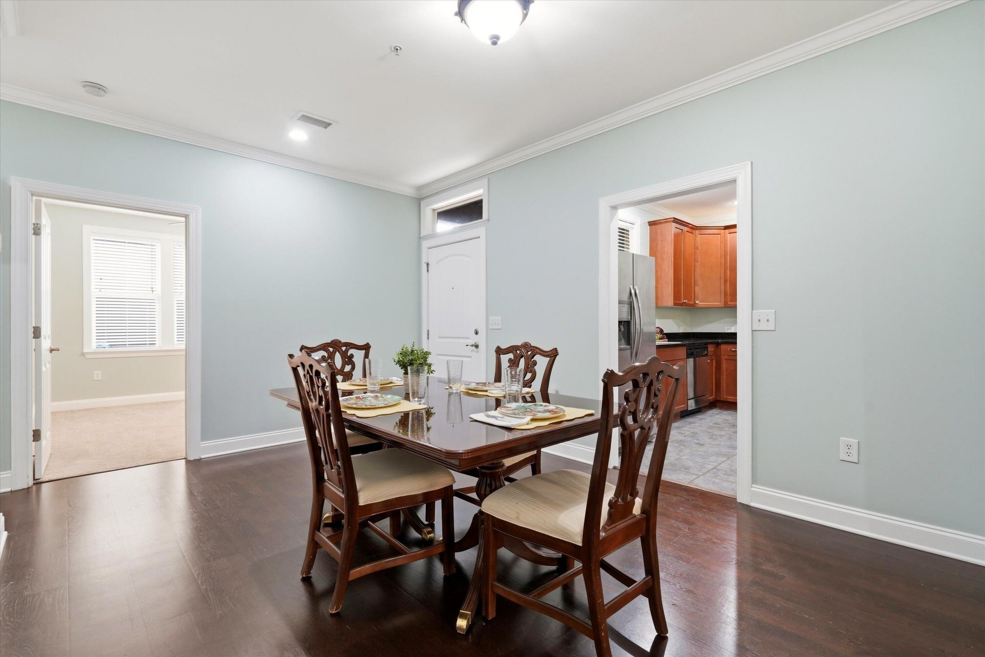 5561 Colonial Chatsworth Circle Photo 5