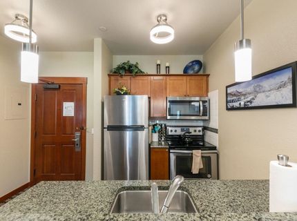 1880 Village South Road, Unit #3-332, Olympic Valley, CA 96146 Photo