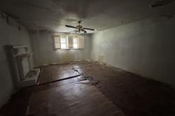 512 Hunter Drive photo 4