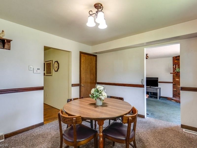 1135 Henn Hyde Road NE, Warren, OH 44484 Photo 10