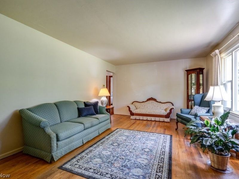 1135 Henn Hyde Road NE, Warren, OH 44484 Photo 3