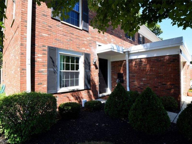 133 Chatham Way, Unit C133, Mayfield Heights, OH 44124 Photo 2