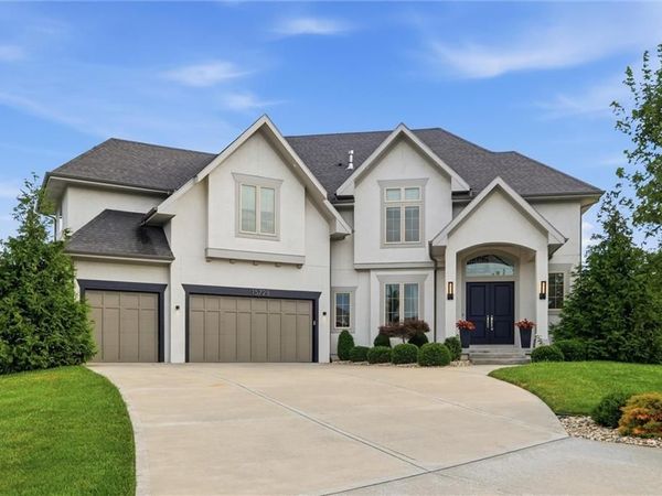 15728 Canterbury Street, Overland Park, KS 66224