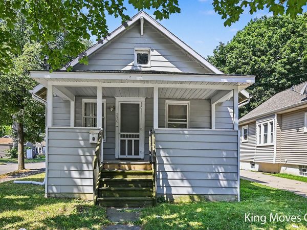 536 Shepard Street, Lansing, MI 48912
