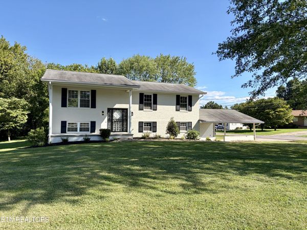 1312 Lula Bell Drive, Powell, TN 37849