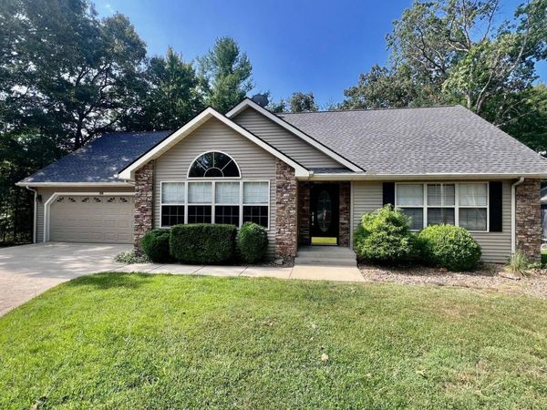 39 Leaf Circle, Crossville, TN 38558