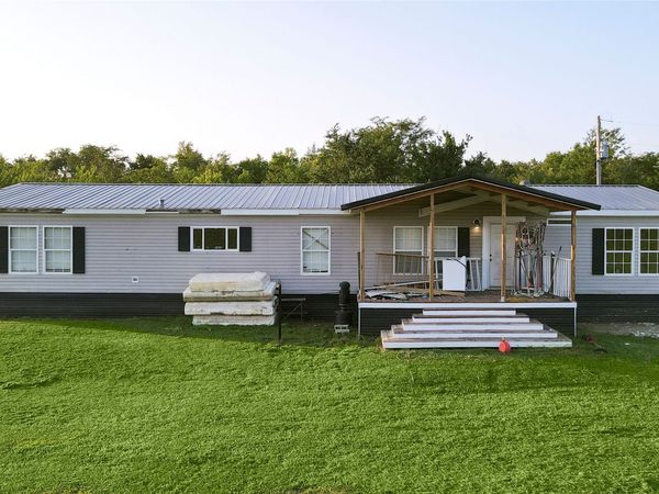 548 Ti Valley Road , Blanco, OK 74528