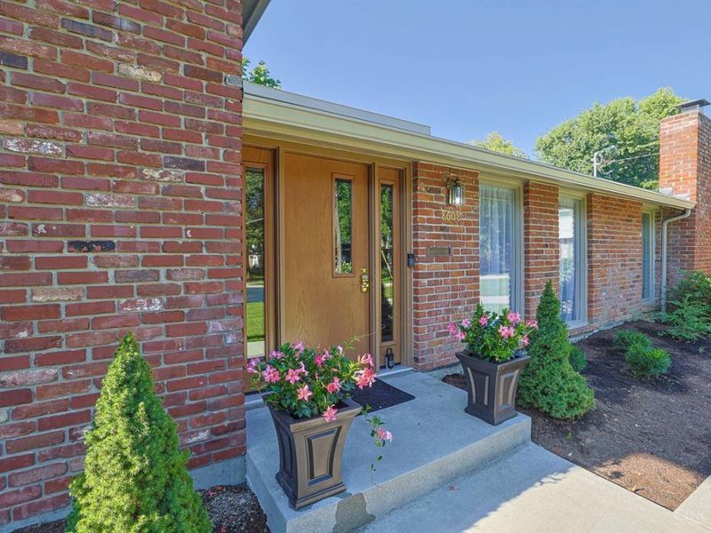 8608 Zenith Court, Springfield Twp., OH 45231 Photo 3