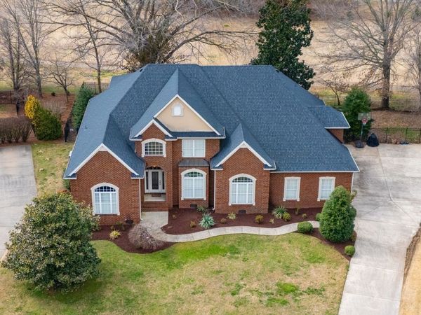 2638 Big Eagle Trl, Murfreesboro, TN 37127