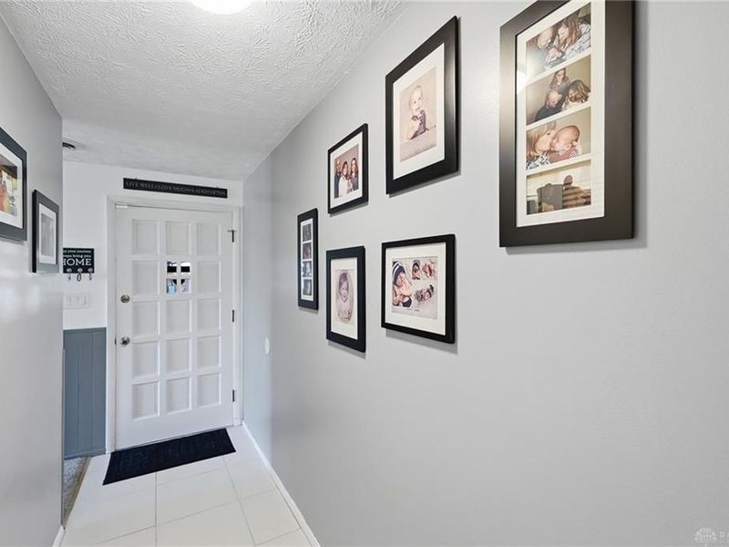 4867 Arrowhead Drive, Kettering, OH 45440 Photo 3