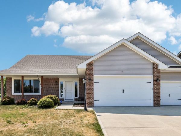 716 Kenseth Way, Cambridge, WI 53523
