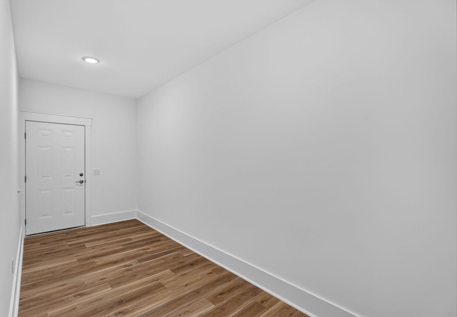 6032 Rembert Drive Photo 19