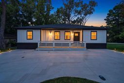 6032 Rembert Drive photo 4