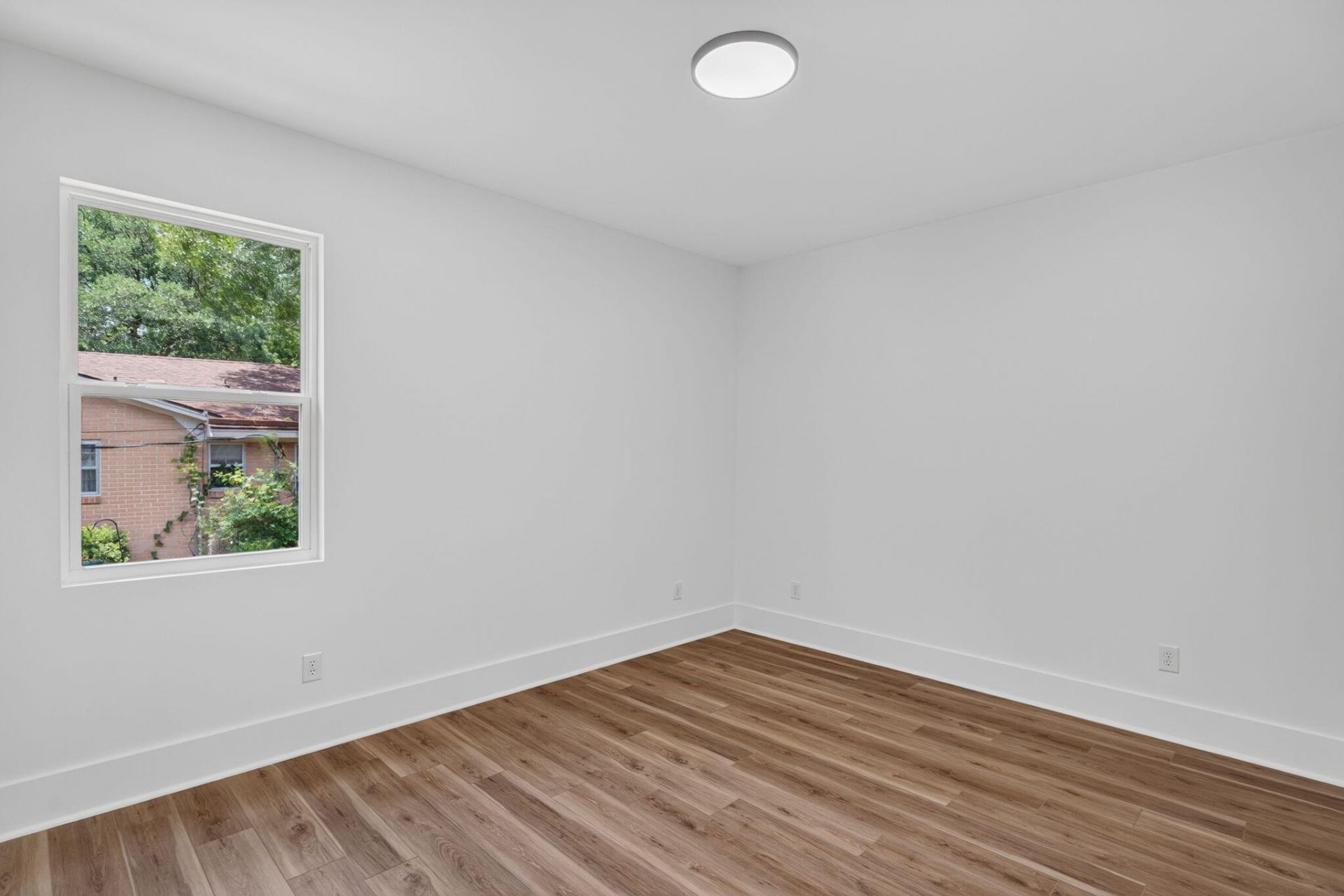 6032 Rembert Drive Photo 26