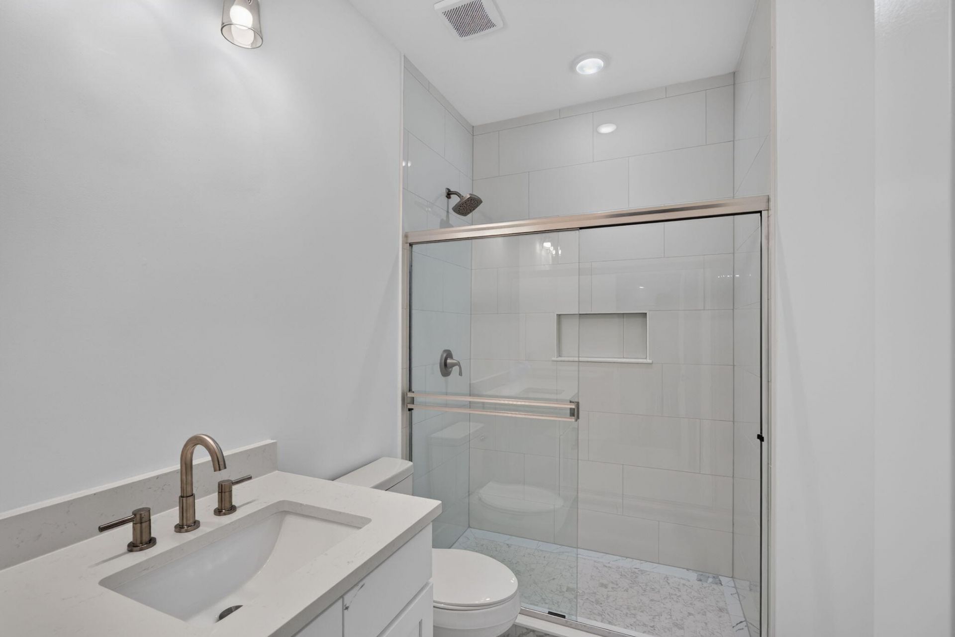 6032 Rembert Drive Photo 28