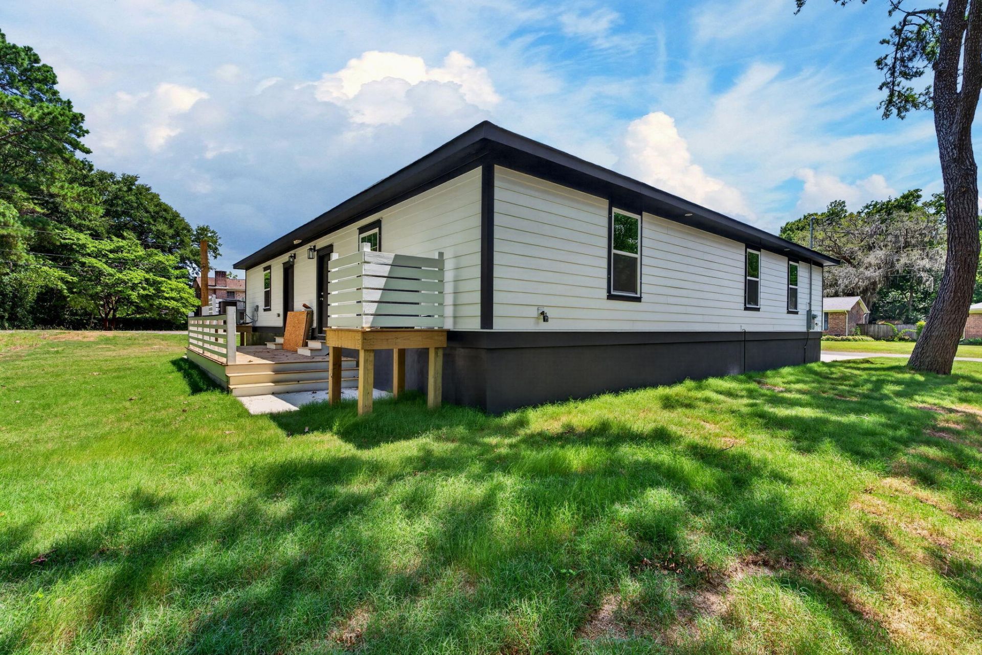 6032 Rembert Drive Photo 35
