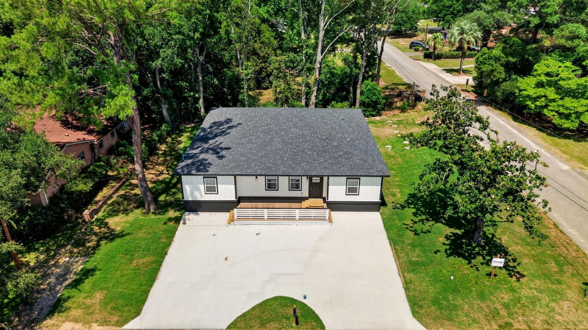 6032 Rembert Drive Photo 37