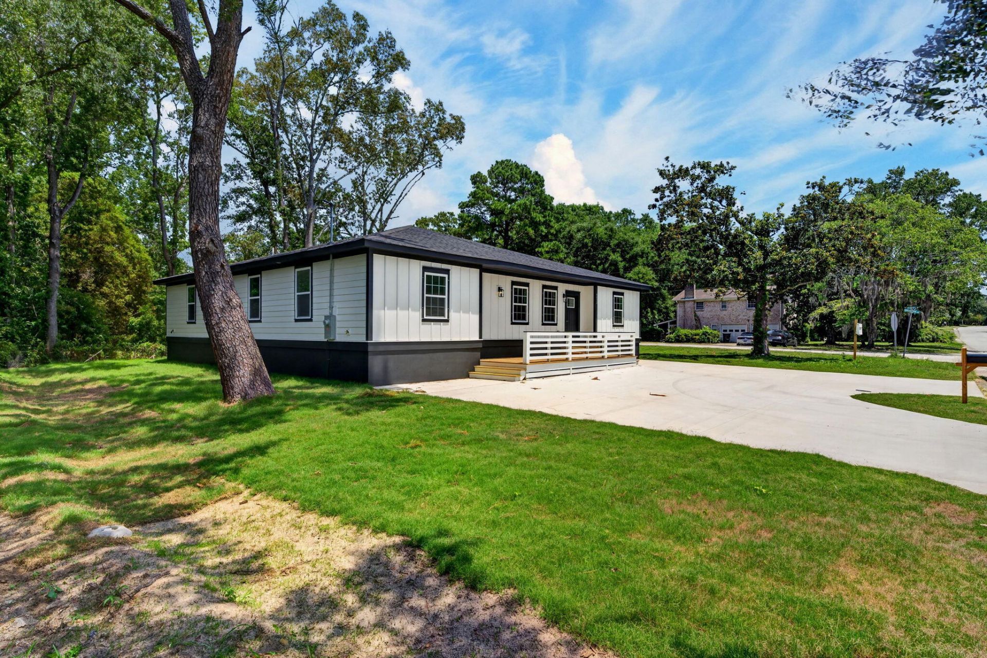 6032 Rembert Drive Photo 40