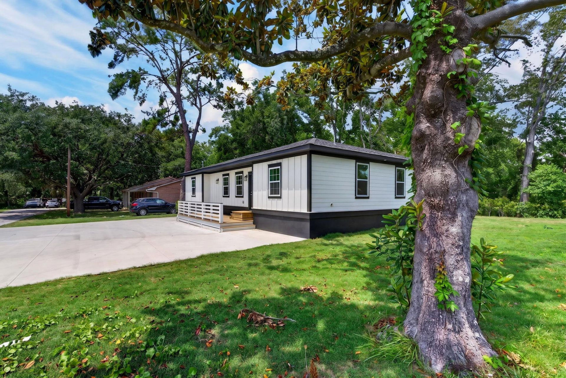 6032 Rembert Drive Photo 41