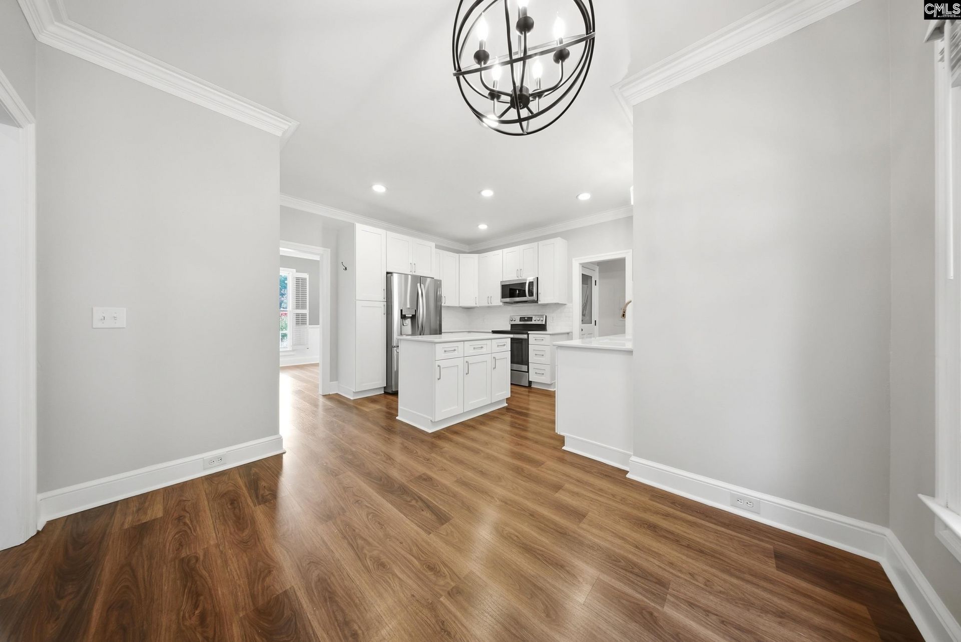 808 Treeslope Court Photo 10