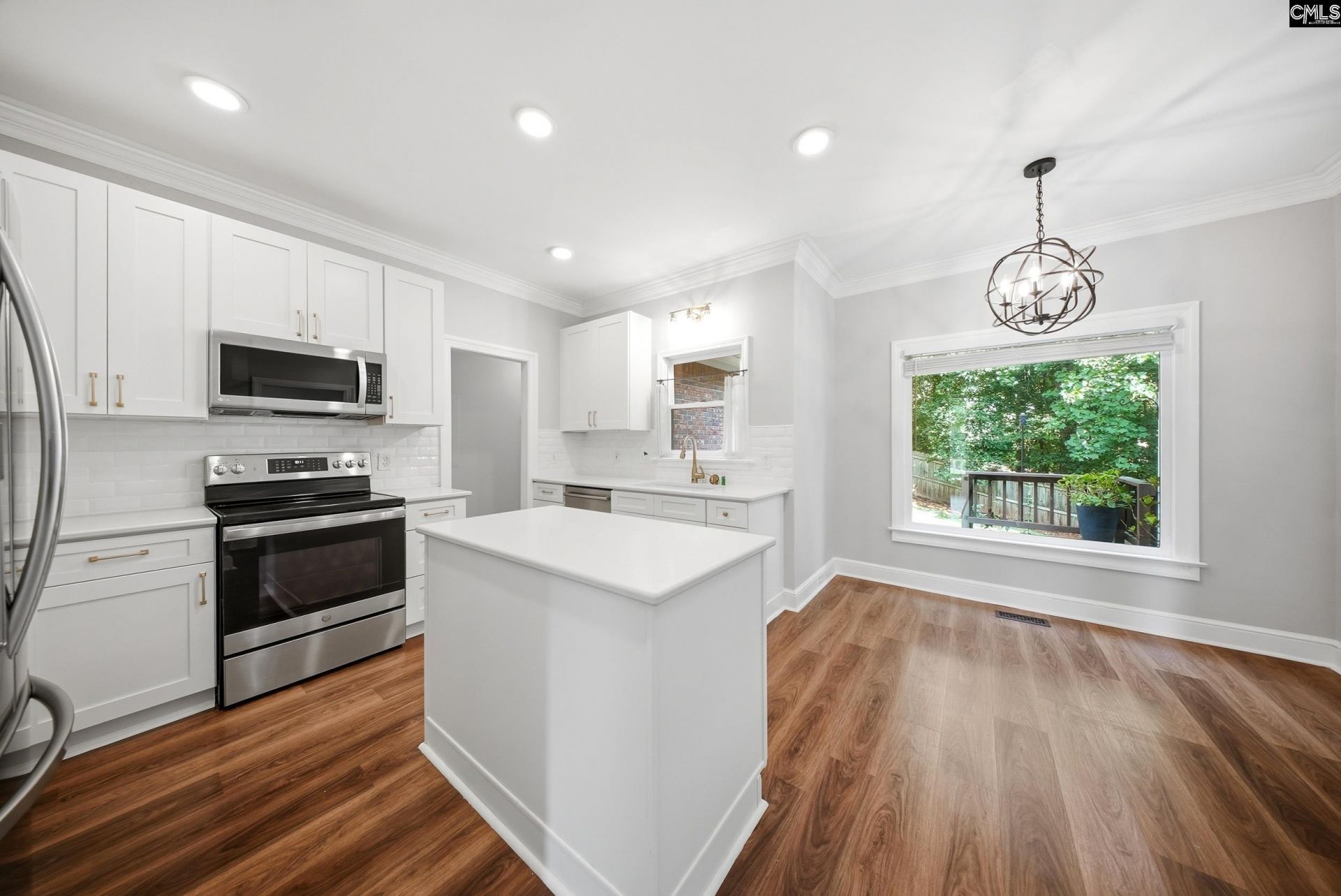 808 Treeslope Court Photo 11