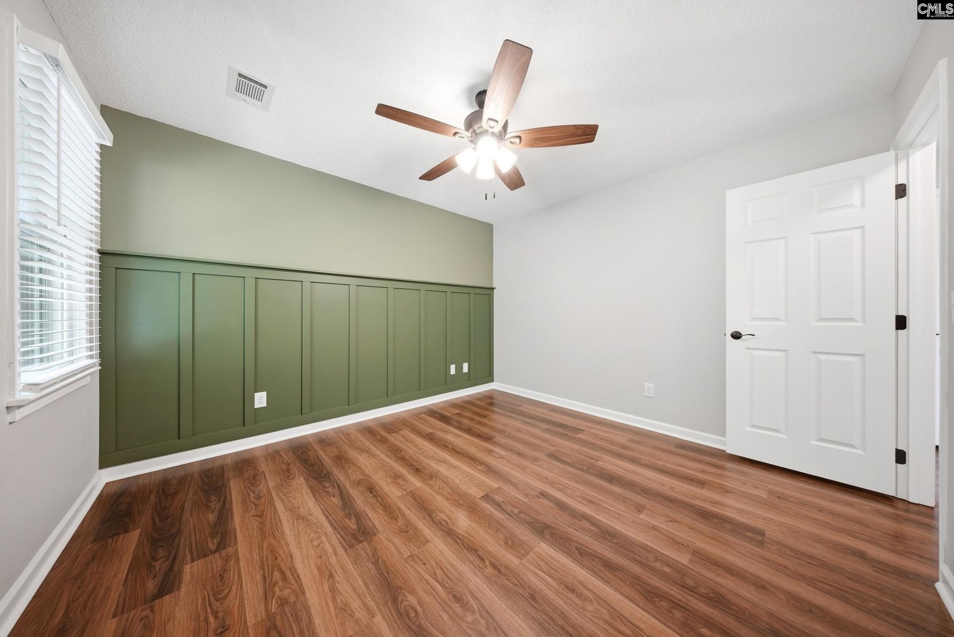 808 Treeslope Court Photo 33