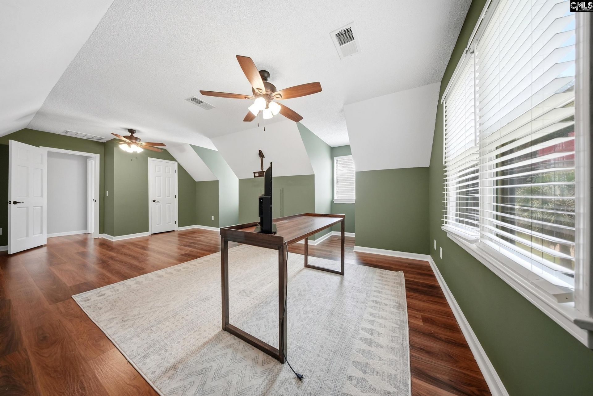 808 Treeslope Court Photo 43