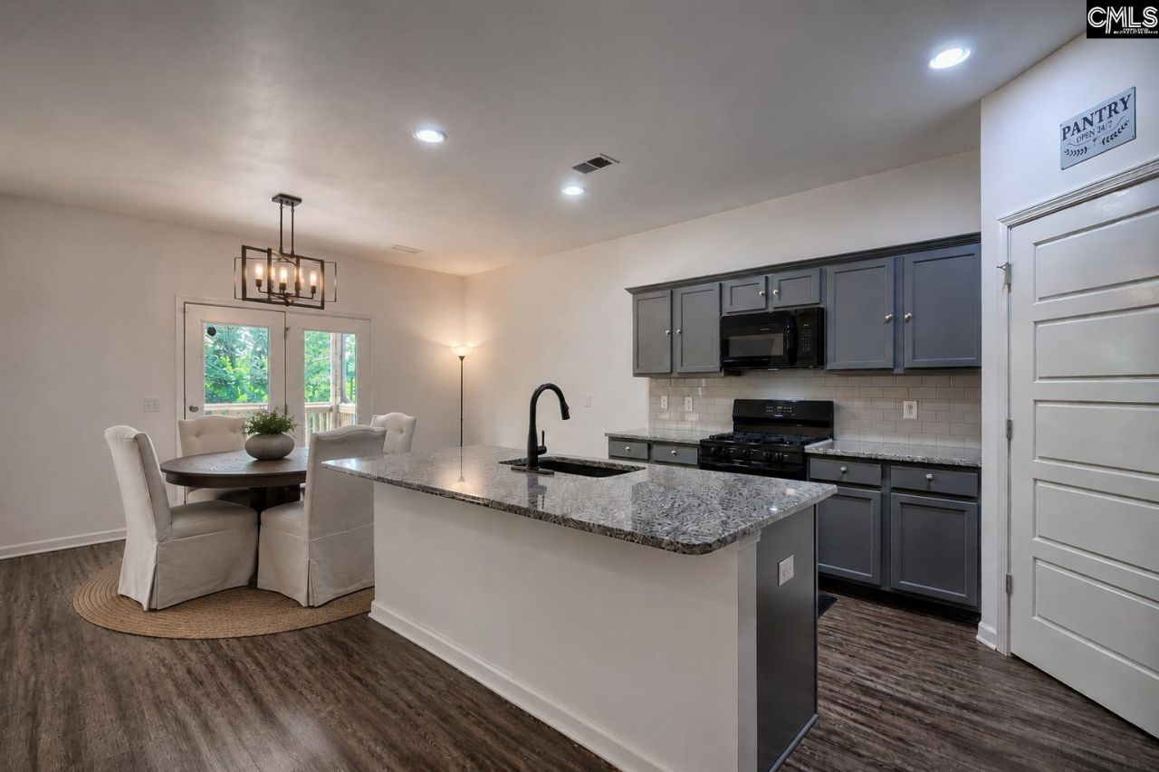 117 Village View Way Photo 7