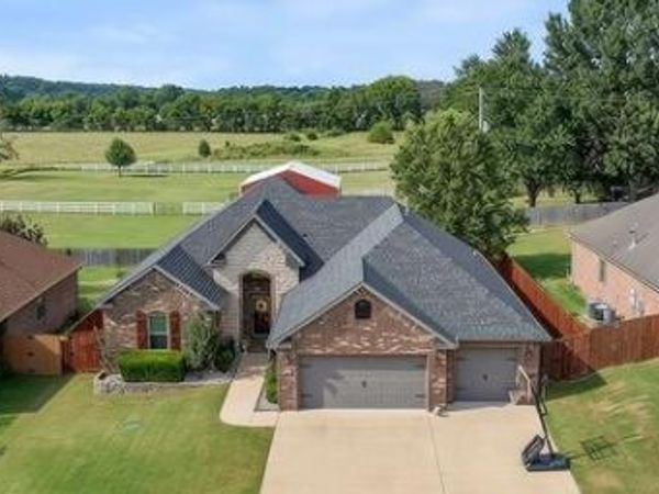201 Pebble Beach Drive, Cave Springs, AR 72718