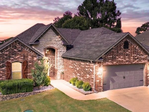 201 Pebble Beach Drive, Cave Springs, AR 72718