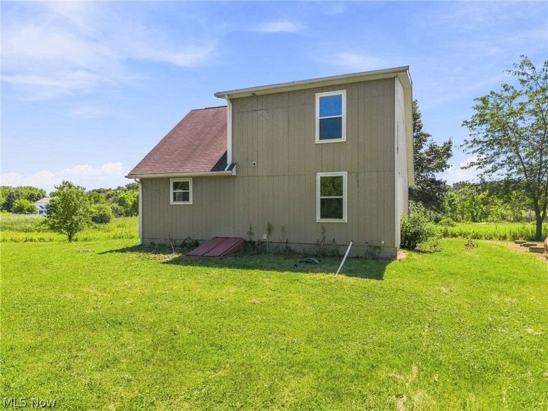 7171 Edison Street NE, Hartville, OH 44632 Photo 24